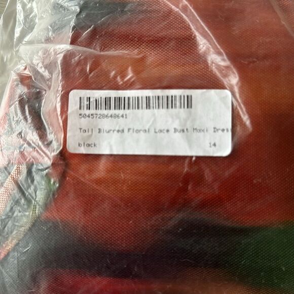 Boohoo Tall Blurred Floral Lace Bust Maxi Dress Black 14 NWT IN PACKAGE - Picture 3 of 7